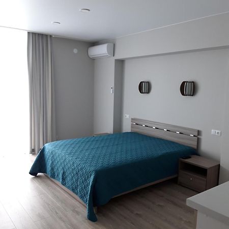 Green Line Apartment Батуми Екстериор снимка