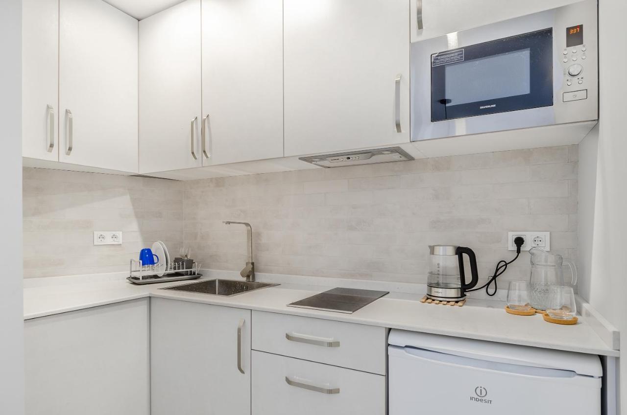 Green Line Apartment Батуми Екстериор снимка